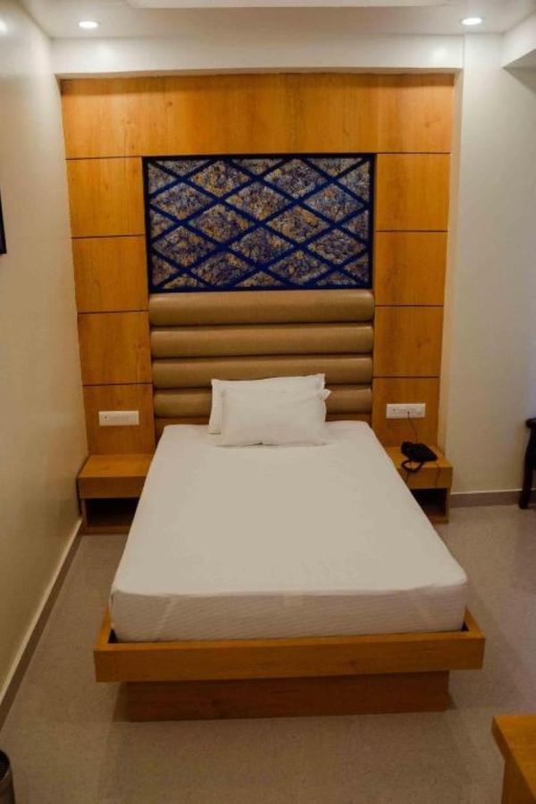Hotel Grand Lotus Dimāpur Zewnętrze zdjęcie